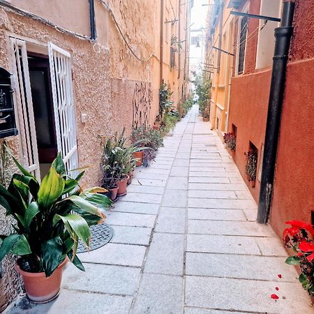 Casa Vacanza Castello Cagliari Eksteriør billede