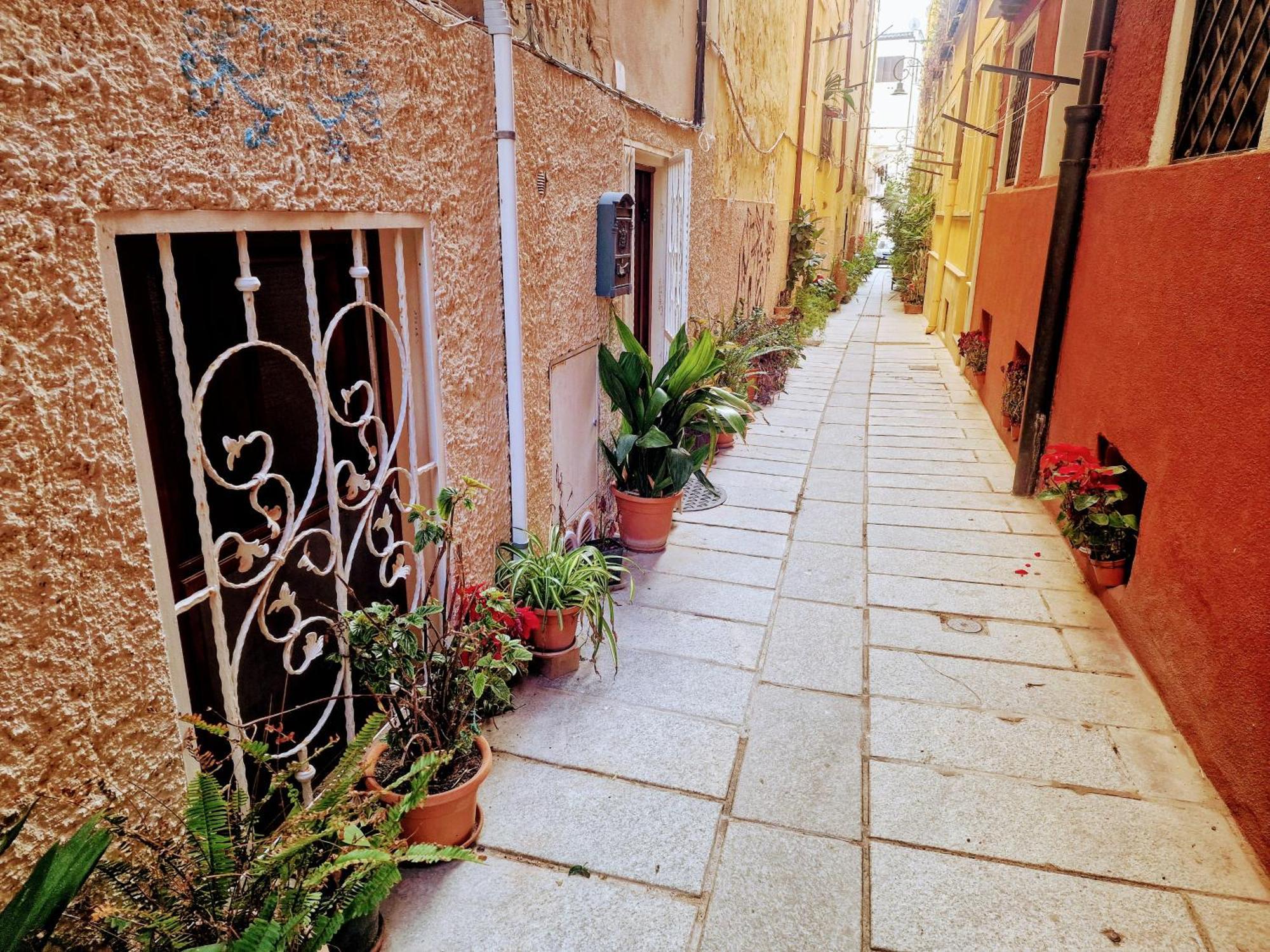 Casa Vacanza Castello Cagliari Eksteriør billede