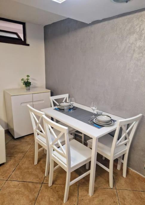 Casa Vacanza Castello Cagliari Eksteriør billede